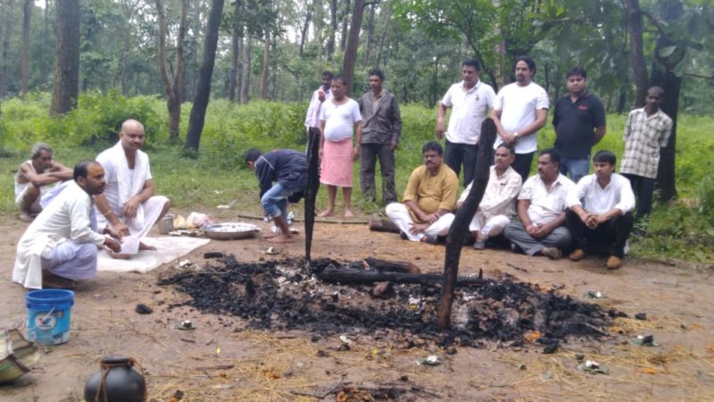 प्रोफेसर खेडा का अस्थि संचय कर अस्थि विसर्जन माॅ नर्मदा अमरकंटक में किया गया