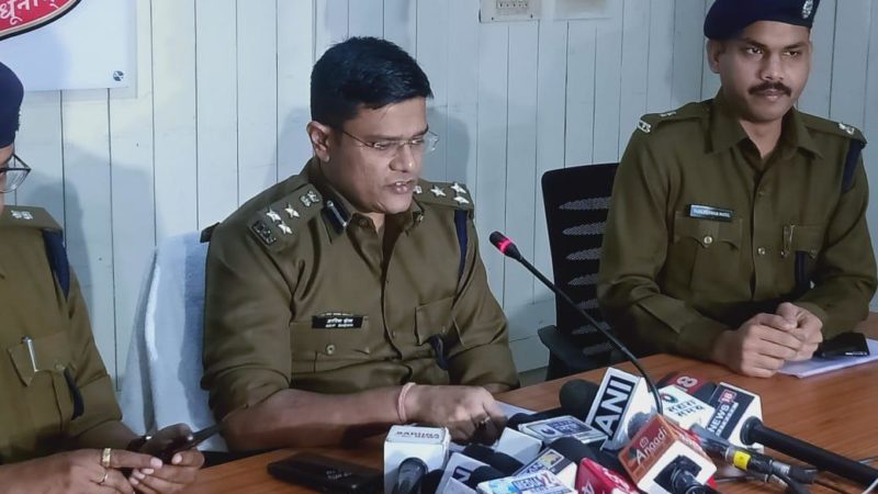 रूपेंद्र देवांगन उर्फ आतंक के हत्या मामले में 1 घंटे के भीतर पुलिस को सफलता हाथ लगी…….तीन आरोपी गिरफ्तार …