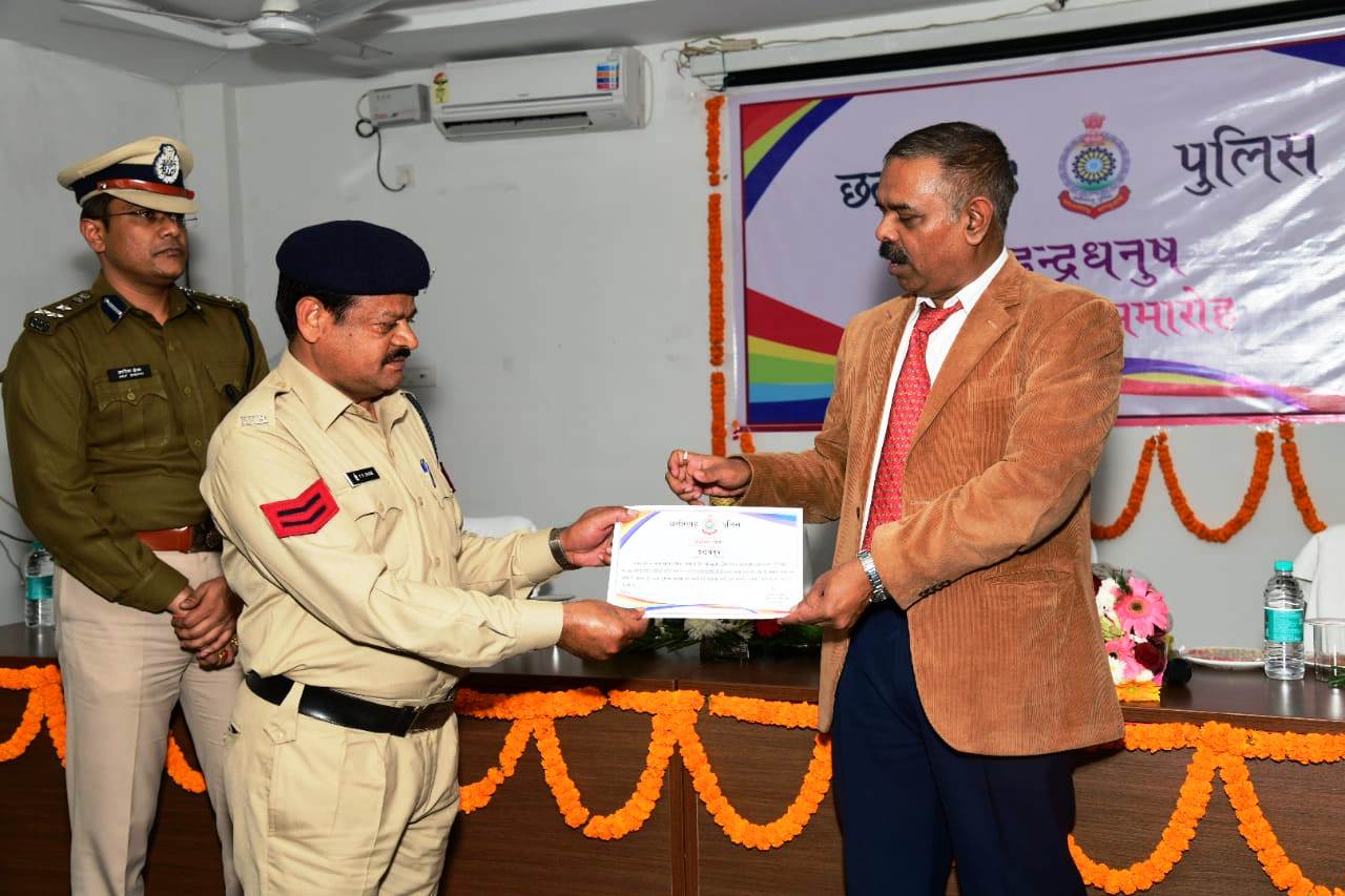 अपहरणकांड सुलझाकर पुलिसकर्मियों ने मापदंड  स्थापित किया – डी.जी.पी. श्री अवस्थी