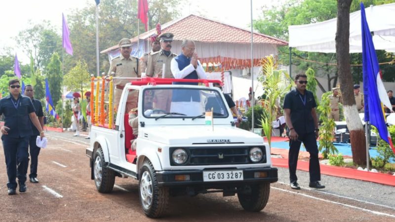 गृहमंत्री ताम्रध्वज साहू छत्तीसगढ़ सशस्त्र बल के 20वें दीक्षांत समारोह में बतौर मुख्य अतिथि शामिल हुए