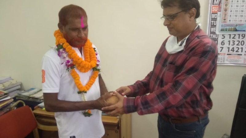 निगम मुख्यालय के वित्त विभाग के  कर्मचारी सहित  जोन 5 में 3 निगम कर्मचारियों का सेवानिवृत होने पर किया गया सेवा सम्मान
