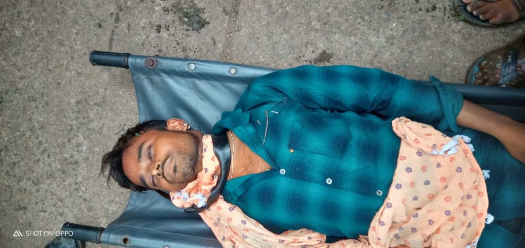 बाबुल के पेड़ पर लटकी मिली लाश