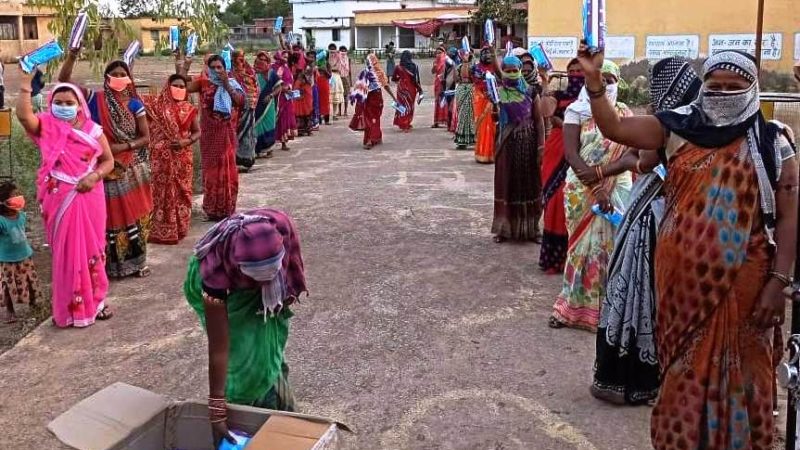 पंचायत एवं ग्रामीण विकास विभाग द्वारा जिला प्रशासन के सहयोग से प्रदेश भर में 21 हजार 580 क्वारेंटाइन सेंटर बनाए