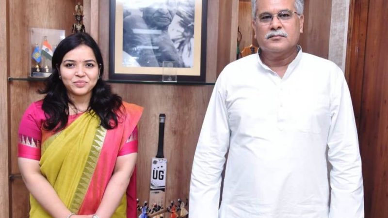 मुख्यमंत्री से भारतीय विदेश सेवा की अधिकारी सुश्री बरखा ताम्रकार ने मुलाकात की