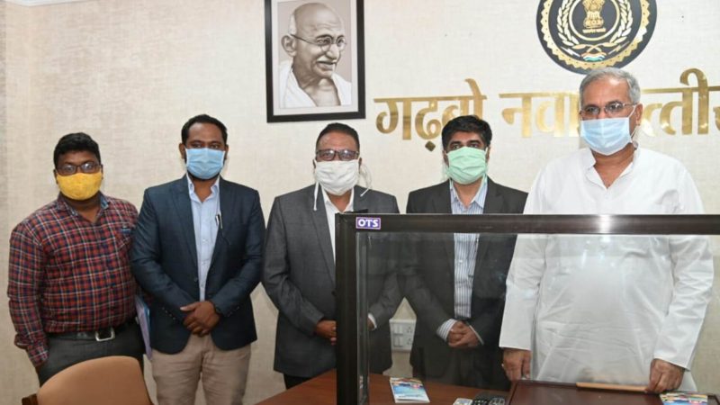 मुख्यमंत्री से मिला दलित इंडियन चैंबर ऑफ कॉमर्स एंड इंडस्ट्रीज का प्रतिनिधिमंडल