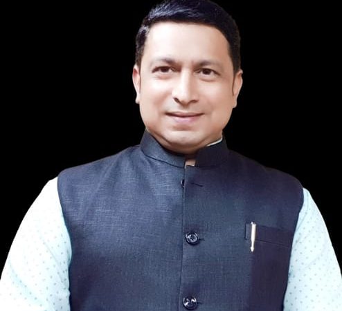 मुख्यमंत्री भूपेश बघेल का विरोध करने वाले भाजपा नेताओ को आईना दिखाया प्रधानमंत्री मोदी ने :  विकास तिवारी