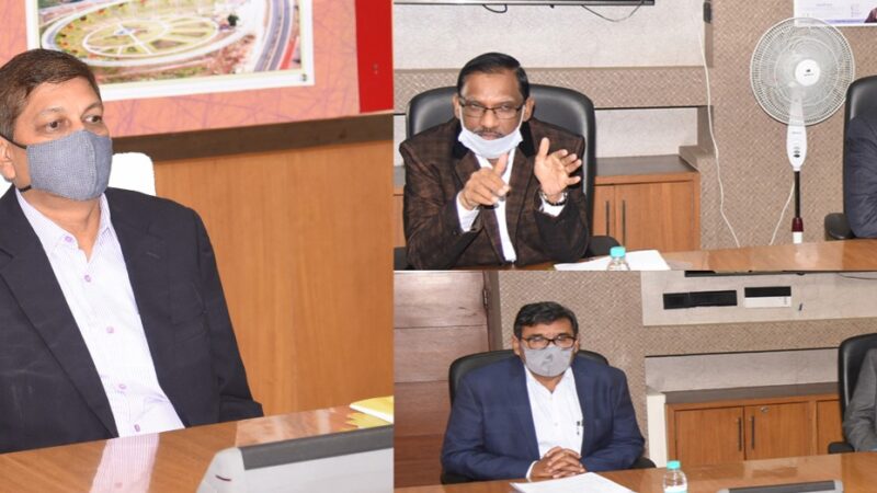 छत्तीसगढ़ के सभी परिवहन कार्यालयों में होगा सेंसर आधारित ड्राइविंग टेस्ट ट्रेक….परिवहन विभाग की वेबसाइट सारथी के माध्यम से मिलेगी ड्राइविंग लाइसेंस की जानकारी
