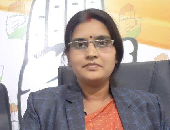 राज्यसभा सांसद सरोज पांडेय के बयान पर कांग्रेस का पलटवार