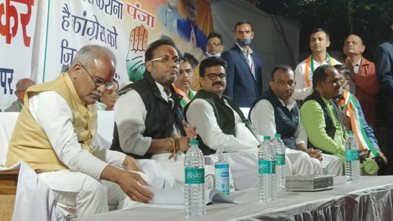 चरोदा नगर निगम मुख्यमंत्री रोड शो में शामिल रहे अटल श्रीवास्तव