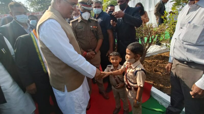 उप पुलिस अधीक्षक पासिंग आउट परेड में दिखा देशभक्ति का जज्बा