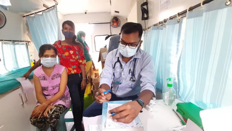 हर माह एक लाख से अधिक मरीजों को स्वस्थ बना रही मोबाइल मेडिकल यूनिट