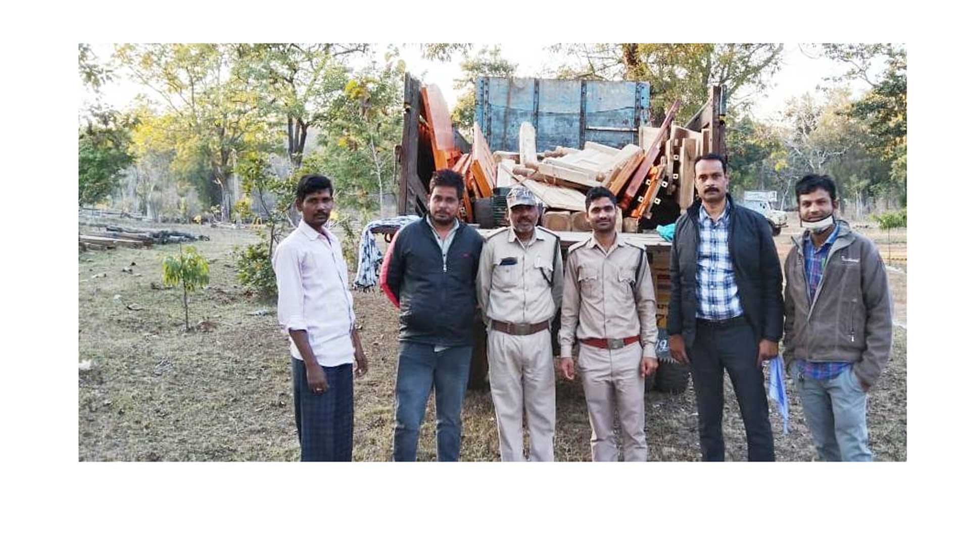 लगभग 2 लाख रूपए मूल्य के सागौन चिरान की जब्ती….वन विभाग की कार्रवाई