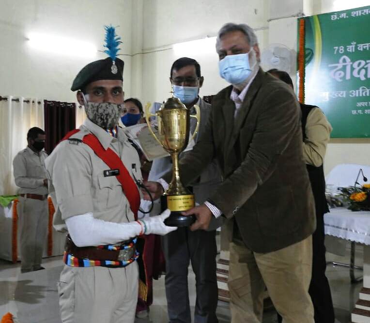 वन विद्यालय में 78 वां दीक्षांत समारोह सम्पन्न