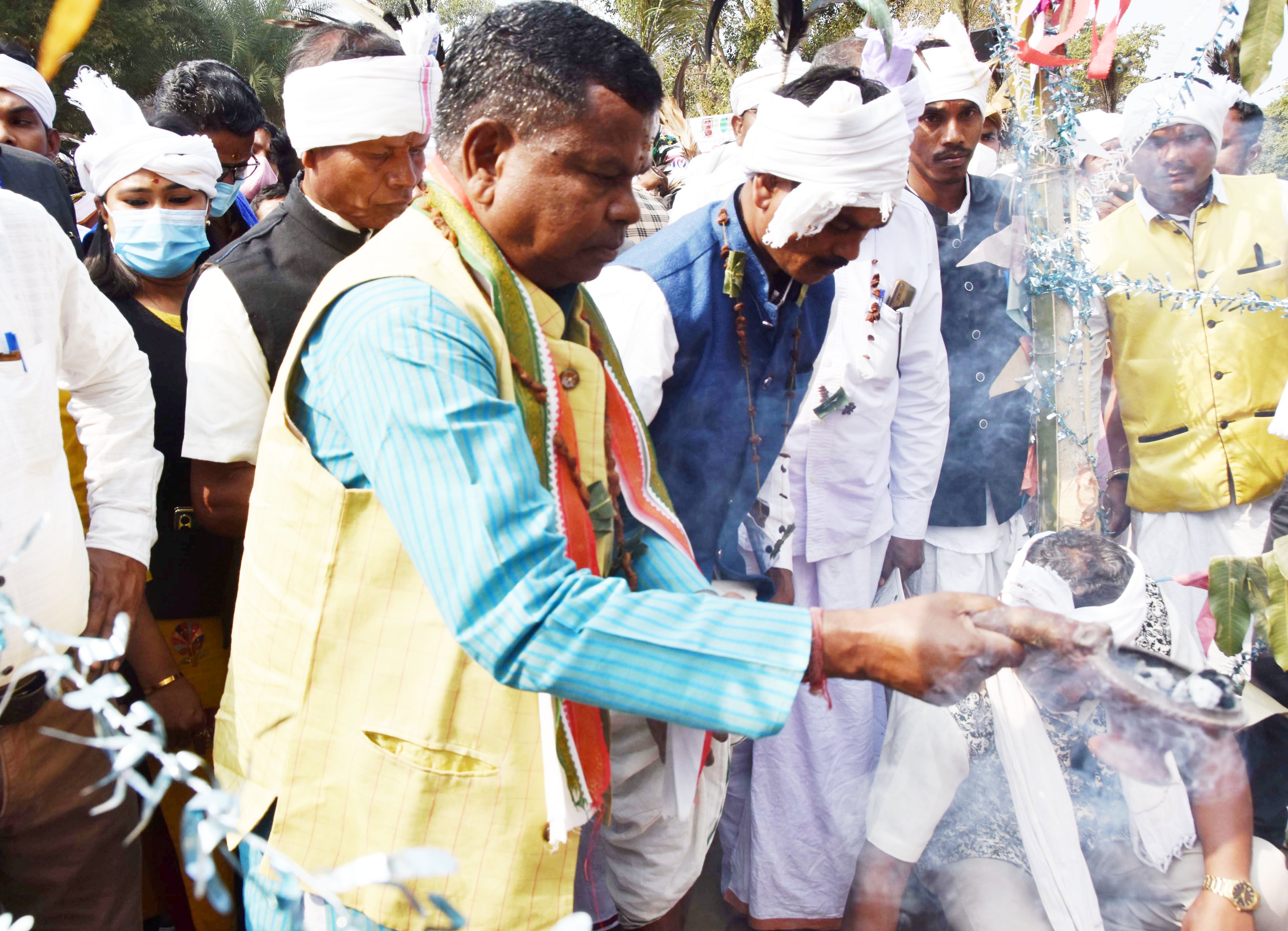 उद्योग मंत्री श्री लखमा ने भूमकाल स्मृति दिवस पर शहीदों को किया याद…गढ़मिरी में क्रांतिकारी शहीद वीर कवासी रोडा पेदा को श्रद्धांजलि दी