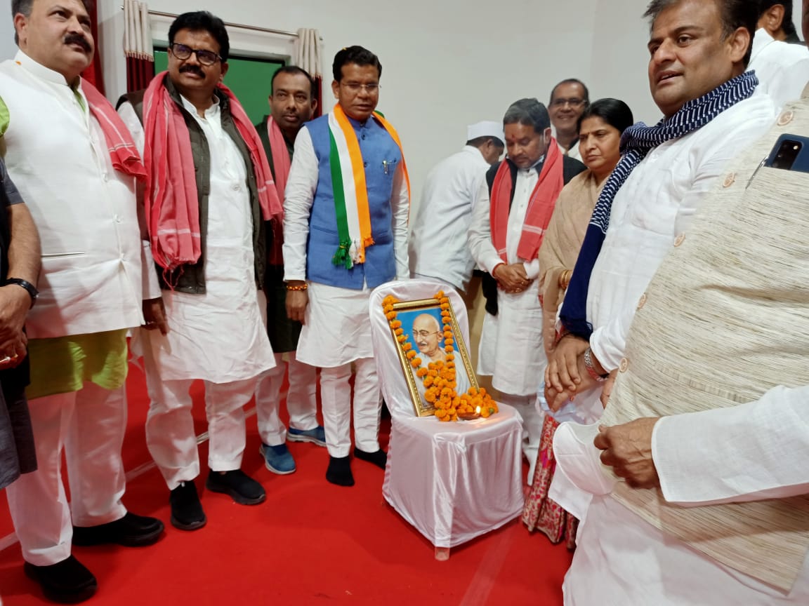 बिलासपुर में डिजिटल सदस्यता संभागीय प्रशिक्षण शिविर संपन्न-मोहन मरकाम, चंदन यादव हुए शामिल