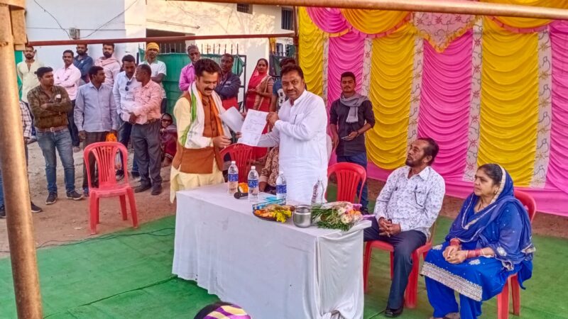नवागांव वार्ड का तेजी से विकास पार्षद हाशमी के प्रयासों का परिणाम : महापौर विजय देवांगन