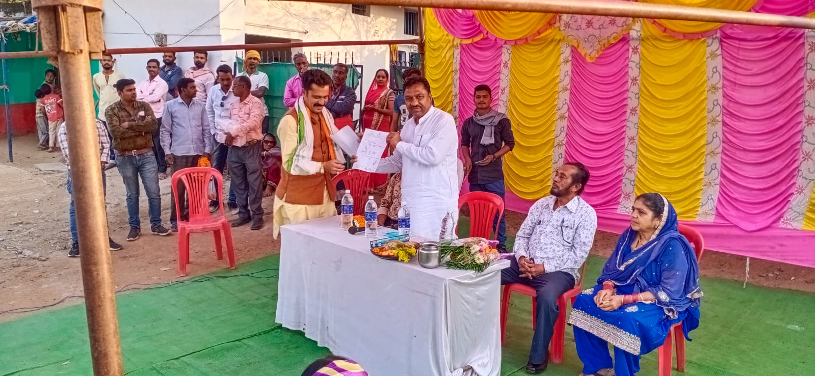 नवागांव वार्ड का तेजी से विकास पार्षद हाशमी के प्रयासों का परिणाम : महापौर विजय देवांगन