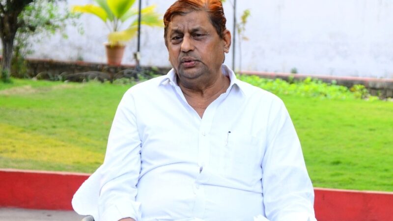 वन तथा आवास मंत्री श्री अकबर ने कहा – किसान कल्याण समिति की अधिकांश मांगें राज्य सरकार ने मानी… प्रभावित पात्र किसानों को 1200 से 2500 वर्ग फीट आवासीय भूमि होगी आबंटित