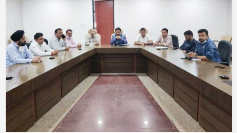 छत्तीसगढ़ कर्मचारी अधिकारी संयुक्त मोर्चा इंद्रावती भवन के विभिन्न संगठनों की बैठक