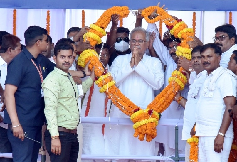 जगदलपुर में अन्य पिछड़ा वर्ग के संभाग स्तरीय सम्मेलन में शामिल हुए मुख्यमंत्री