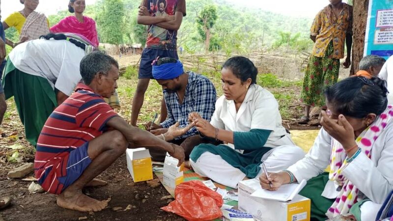 दंतेवाड़ा के अतिसंवेदनशील गांवों में सुलभ होने लगी स्वास्थ्य सेवाएं