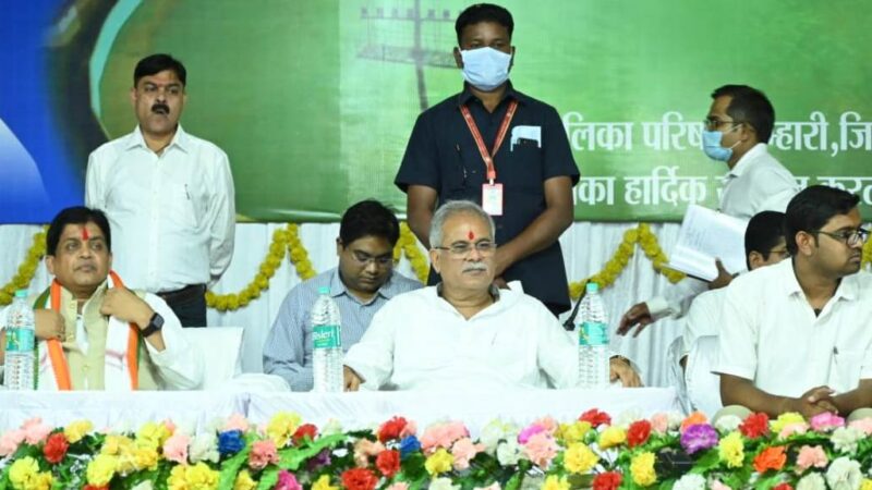 मुख्यमंत्री ने कुम्हारी के नवनिर्मित क्रिकेट स्टेडियम का किया लोकार्पण