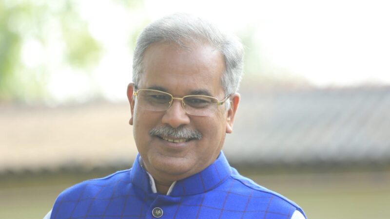 मुख्यमंत्री ने स्वर्गीय श्री वामनराव लाखे की पुण्यतिथि पर उन्हें किया नमन