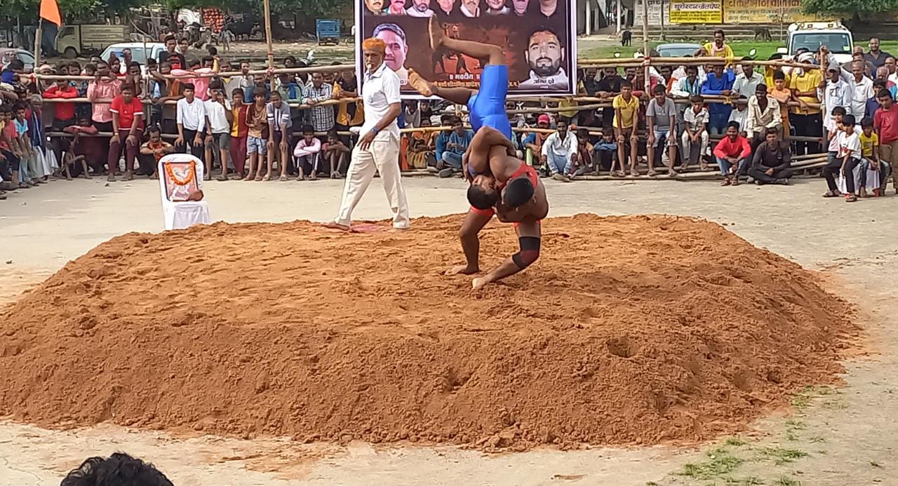 स्व. निर्मल चंद दुबे स्मृति कुश्ती प्रतियोगिता सम्पन्न