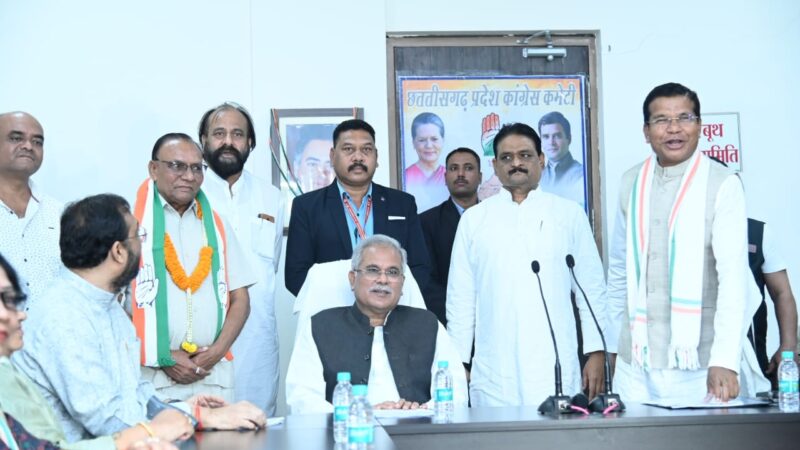 भानुप्रतापपुर विधानसभा के jcc नेता राम बाबू पांडे ने कांग्रेस प्रवेश किया