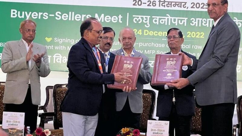 अंतर्राष्ट्रीय वन मेला: छत्तीसगढ़ और मध्यप्रदेश के मध्य 34.50 करोड़ रूपए का व्यवसायिक अनुबंध