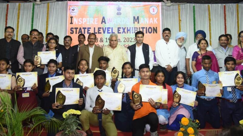 जागरूकता से ही उज्जवल भविष्य की नींव तैयार होती है: मंत्री डॉ. टेकाम