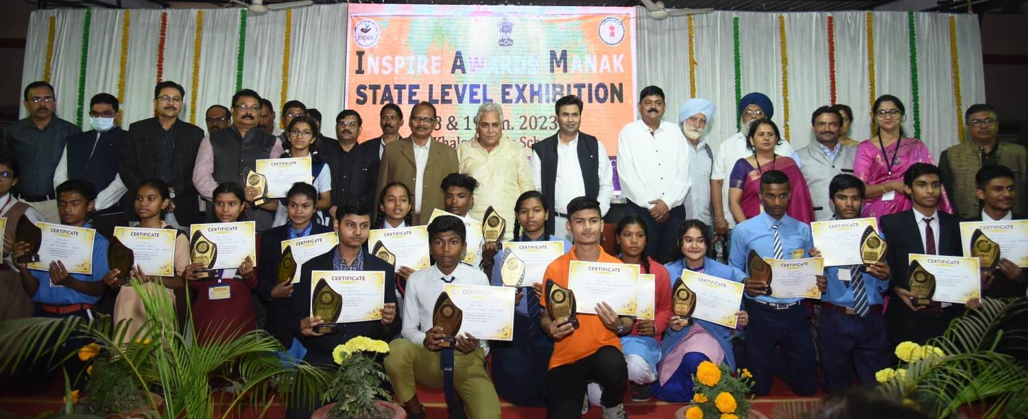 जागरूकता से ही उज्जवल भविष्य की नींव तैयार होती है: मंत्री डॉ. टेकाम