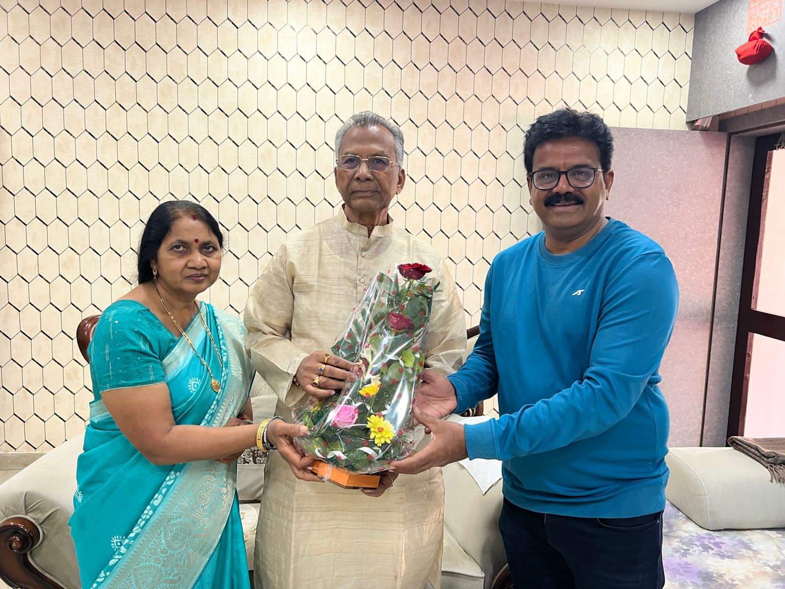 इंटरनेशनल टूरिज्म ट्रेड फेयर फितुर 2023 में भाग लेने पर्यटन मंडल अध्यक्ष अटल श्रीवास्तव अधिकारियों के साथ स्पेन रवाना