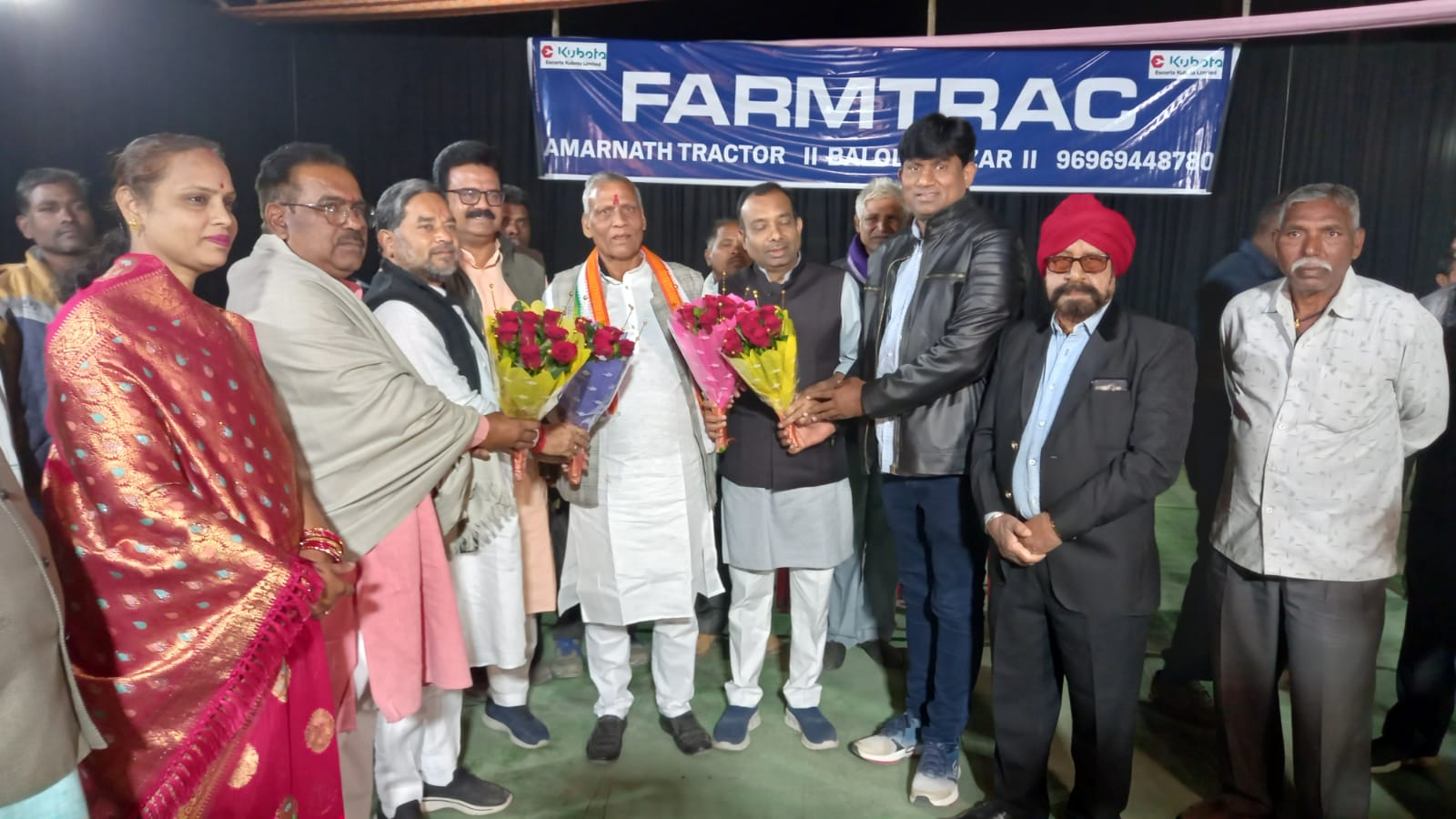 सियाराम कौशिक को जन्मदिन की बधाई देने पहुंचे कांग्रेस नेता