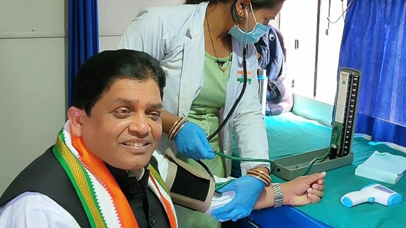 मुख्यमंत्री शहरी स्लम स्वास्थ्य योजना से मिल रही निःशुल्क ईलाज एवं स्वास्थ्य जांच की सुविधा