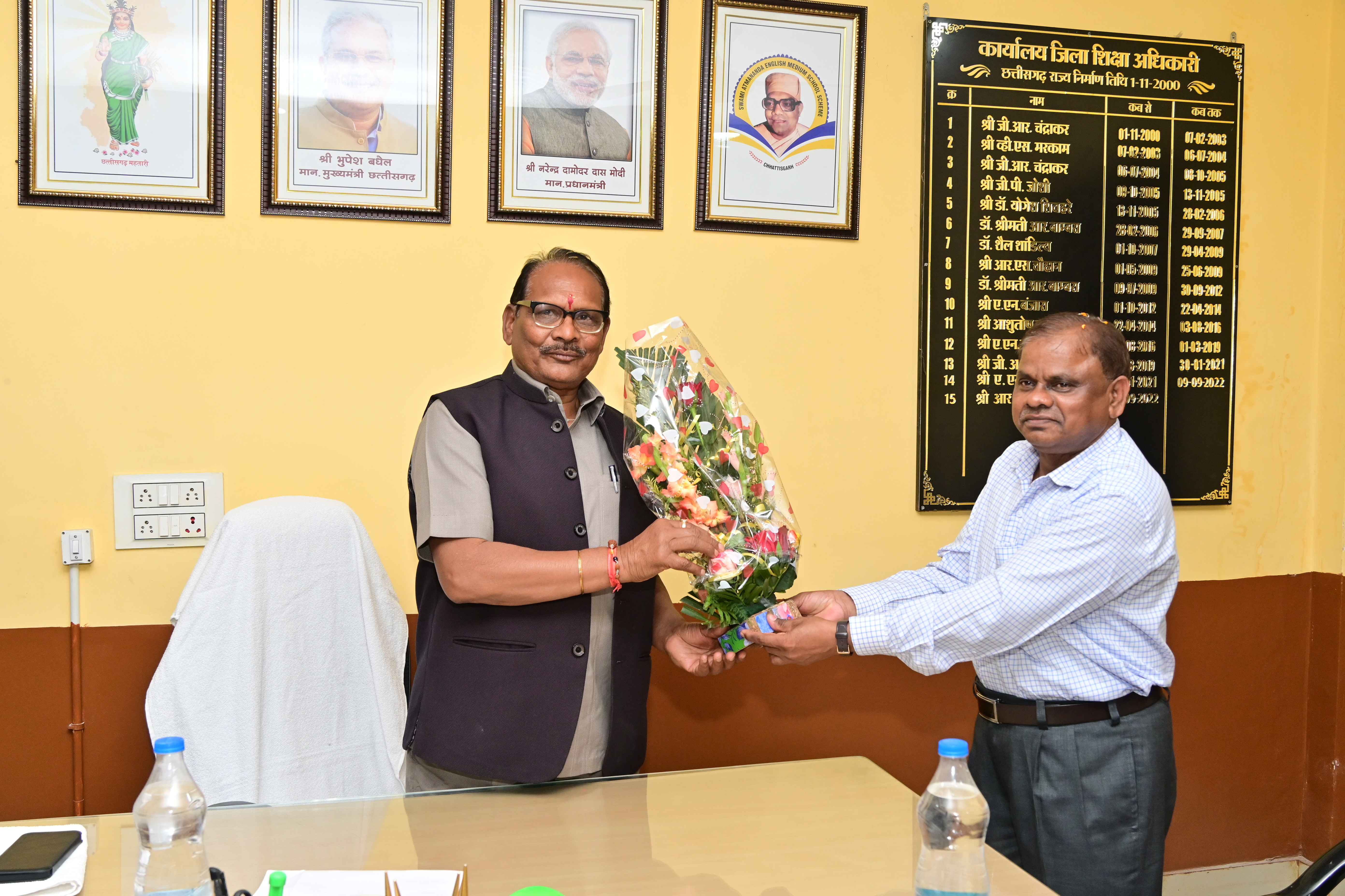 गुणवत्तापूर्ण शिक्षा के लिए सरकार कर रही हर संभव प्रयास- मंत्री डाॅ. टेकाम