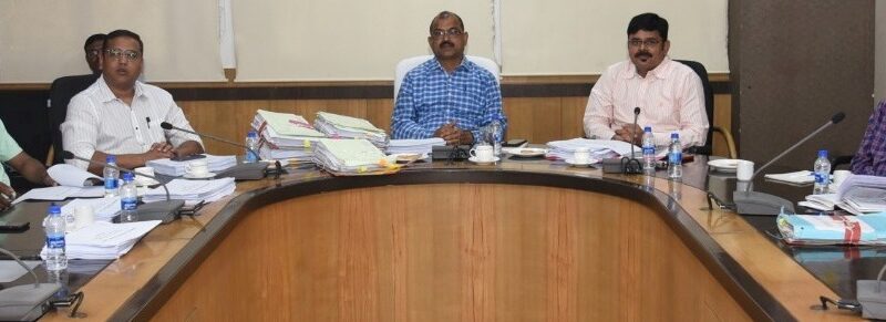नगरों के सुव्यवस्थित एवं सुनियोजित विकास के लिए मास्टर प्लान तैयार करने संबंधी बैठक संपन्न