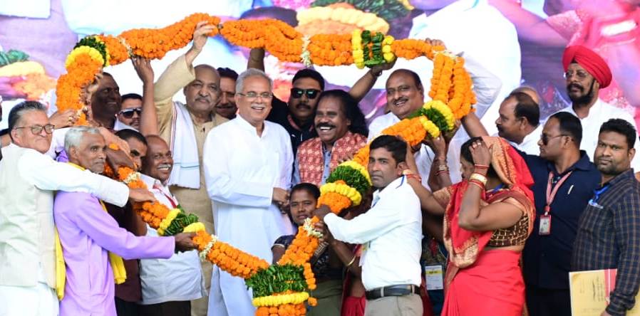 शासन के महत्वपूर्ण अंग हैं कोटवार, पटेल और होमगार्ड: मुख्यमंत्री श्री भूपेश बघेल