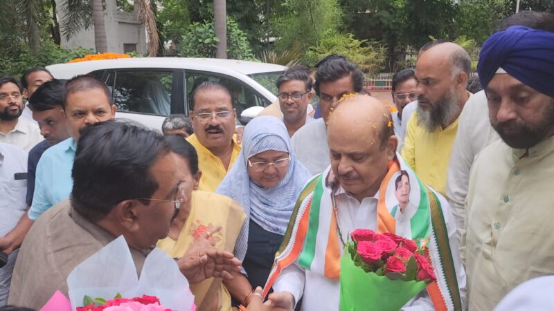 अखिल भारतीय कांग्रेस कमेटी महासचिव का कांग्रेस जनों ने किया स्वागत