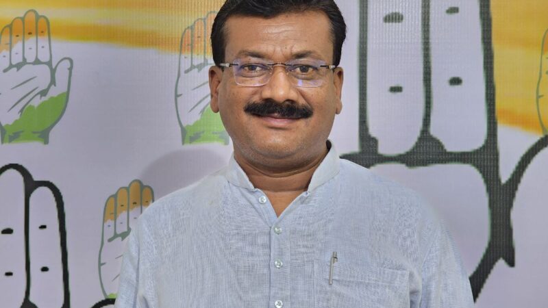 भूपेश सरकार चालू खरीफ वर्ष में प्रति एकड़ 20 क्विंटल धान खरीदेगी- कांग्रेस