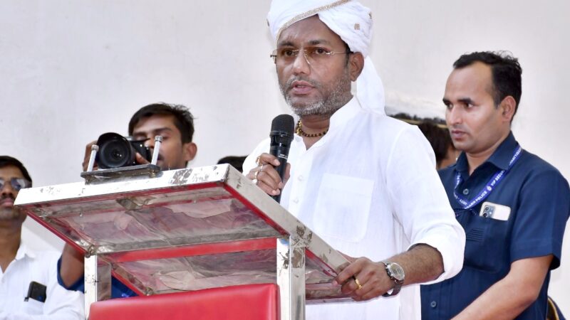 मंत्री गुरू रूद्रकुमार ने मोतिमपुर-अमरटापू में स्वामी आत्मानंद अंग्रेजी माध्यम स्कूल का किया शुभारंभ