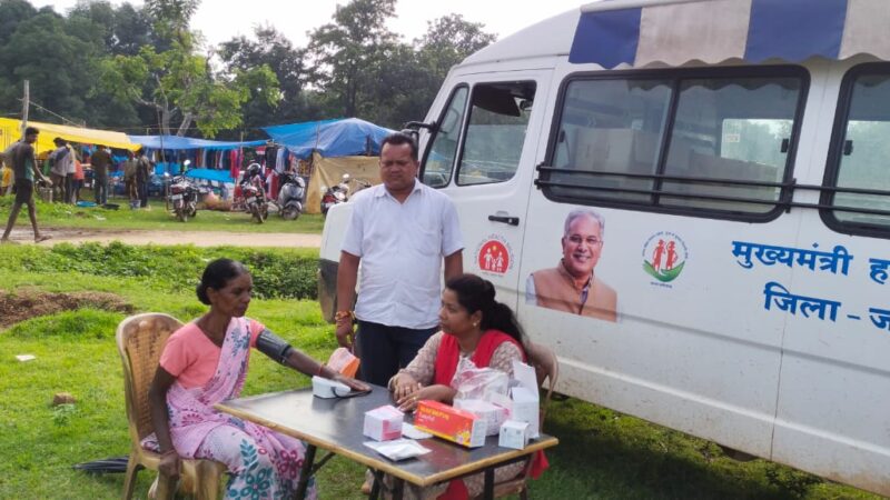 मुख्यमंत्री हाट बाजार क्लीनिक योजना का लाभ दुर्गम क्षेत्र के ग्रामीणजनों को भी मिला