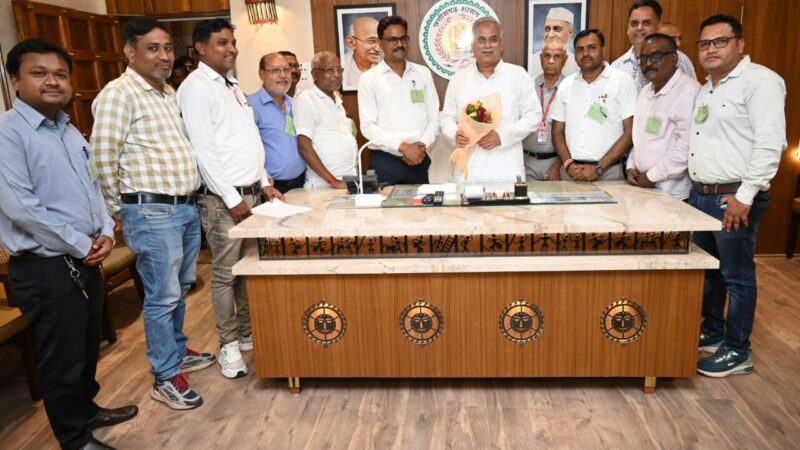 500 रूपए मासिक संसाधन भत्ता की घोषणा पर मुख्यमंत्री को दिया धन्यवाद