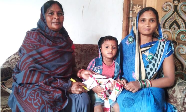 मुख्यमंत्री सुपोषण अभियान: गंभीर कुपोषित नन्हे भियान की लौटी मुस्कान