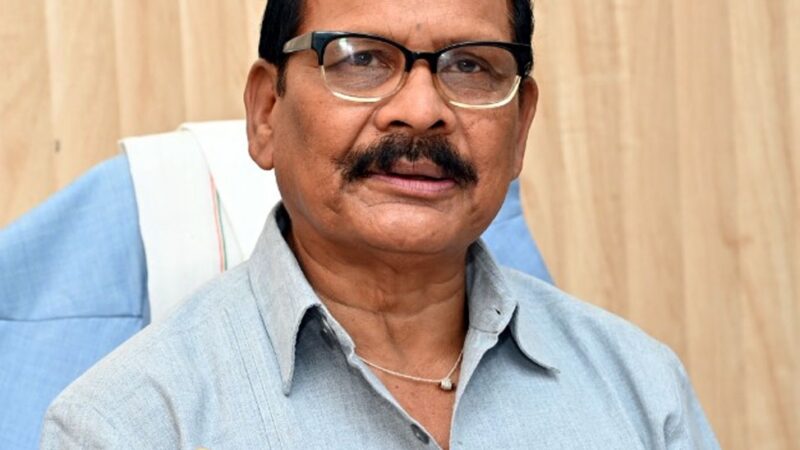 पूर्व शिक्षा मंत्री प्रेमसाय सिंह टेकाम का कैबिनेट मंत्री का दर्जा रहेगा बरकरार