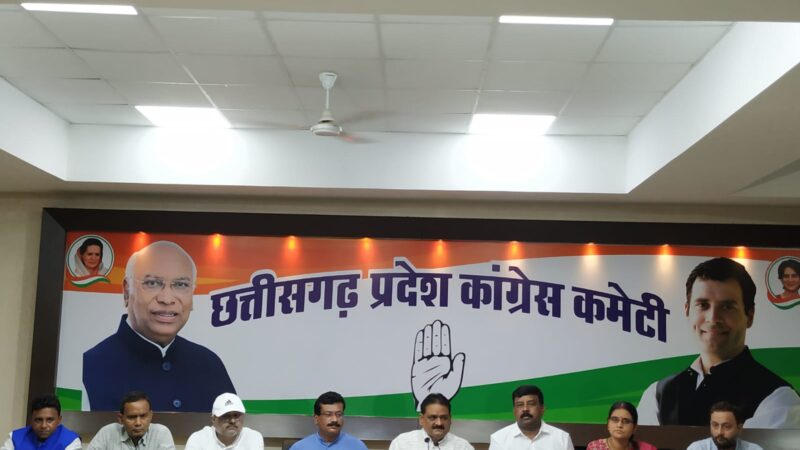 भाजपा ने तीन बार के घोषणा पत्र के फ्रंट पेज में छपे 31 में से 25 वायदों को पूरा नहीं किया था:शुक्ला