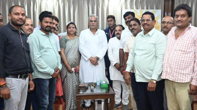 मुख्यमंत्री से अखिल भारतीय अघरिया समाज के पदाधिकारियों ने की सौजन्य मुलाकात