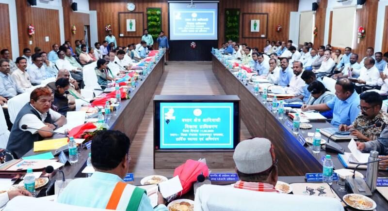 बस्तर अंचल के विकास में प्राधिकरण ने नए आयाम किए स्थापित-बविप्रा अध्यक्ष श्री लखेश्वर बघेल