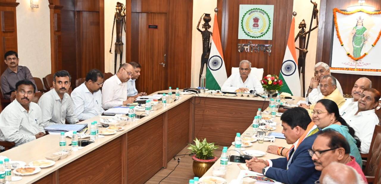 मुख्यमंत्री द्वारा प्रदेश स्तरीय वर्चुअल कार्यक्रम में 6080 करोड़ रूपए की लागत के 7300 कार्यों का लोकार्पण-भूमिपूजन