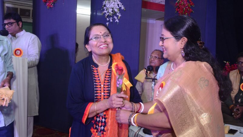आकाशवाणी रायपुर की काव्य संध्या में हुआ तीन भाषाओं का संगम
